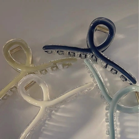 Pinza per Capelli a Squalo Grande in Resina Minimalista per Donna Elegante Torsadato Traslucido Smalto a Goccia Accessori Moda
