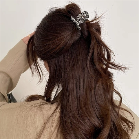 Vintage Acetate Hair Claw Clip Tortoiseshell Geometric Shark Clip For Women Elegant Hair Accessories Daily Hair Styling