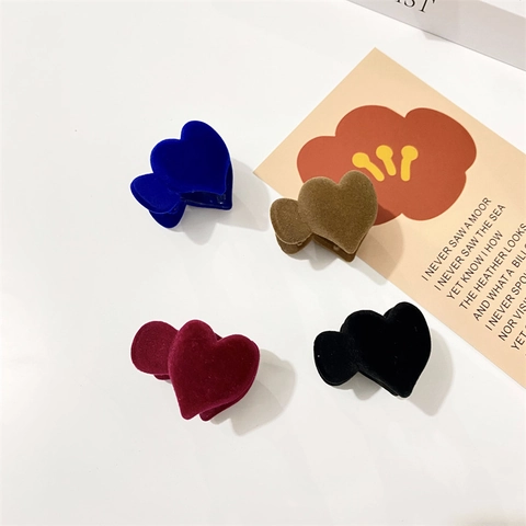 Fermaglio per Capelli a Cuore in Velluto Autunno Inverno Piccola Clip a Artiglio per Coda di Cavallo Alta Accessori per Capelli