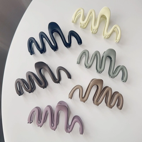 Große Matte Legierung Haarklammer Für Damen Wellenförmige Haargreifer Elegant Retro Kopfschmuck Starker Halt Styling-Tool