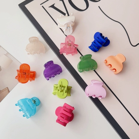 Mini Hair Claw Clips Matte Jelly Candy Color Small Resin Plastic Hairpins Sweet Hair Accessories For Women Girls Styling