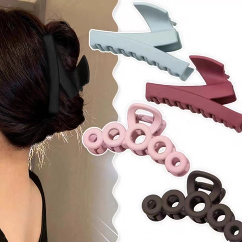 Matte Kunststoff Große Haarkralle Für Damen Z-Form Hohl Geometrische Shark Clips Haarstyling-Zubehör
