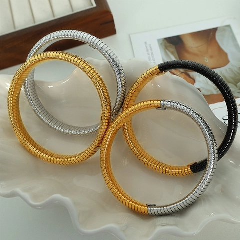 Vintage Stainless Steel Tubogas Elastic Bracelet For Women Wide Color Block Snake Bone Hip Hop Fashion Jewelry Hand Cuff