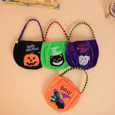 Sacchetti di Caramelle di Halloween per Bambini Sacchetti Regalo Portatili in Velluto Ricamati Zucca Strega Vampiro Gatto Nero