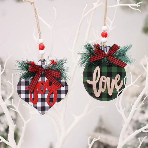 Addobbi Natalizi Sospesi in Legno Buffalo Plaid Lettere Joy Love Hope Fiocco Aghi di Pino Decorazioni per Albero