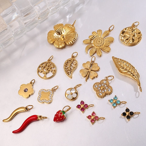 Stainless Steel 18K Gold Plated Pendants Flower Leaf Strawberry Chili Clover Zirconia Charms Pendant Only Without Chain