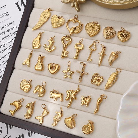 DIY Stainless Steel Gold Plated Marine Animal Pendant Charms For Jewelry Making Sea Star Shell Dolphin Heart Key Charms Necklace Bracelet DIY Crafting Accessories