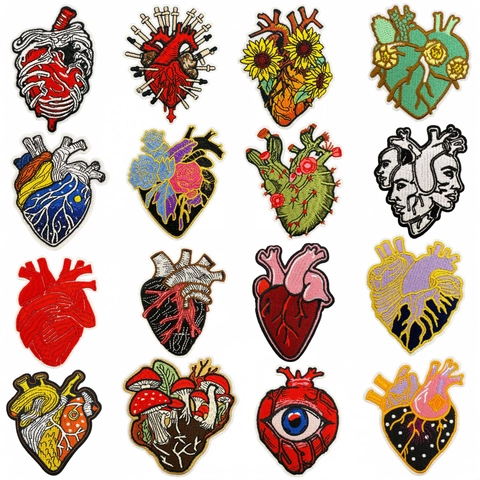 Toppe Ricamate Cuore Anatomico Toppe Termoadesive Creative Surrealiste a Forma di Fungo e Bulbo Oculare per Decorazione Abbigliamento DIY