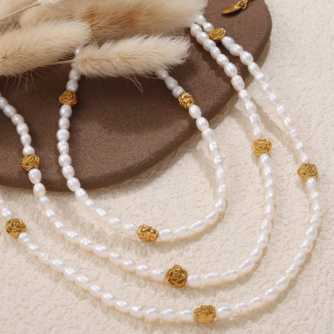 Collana Bracciale in Perle d'Acqua Dolce Stile Barocco Francese Acciaio Inossidabile Placcato Oro 18K Rosa Gioielli