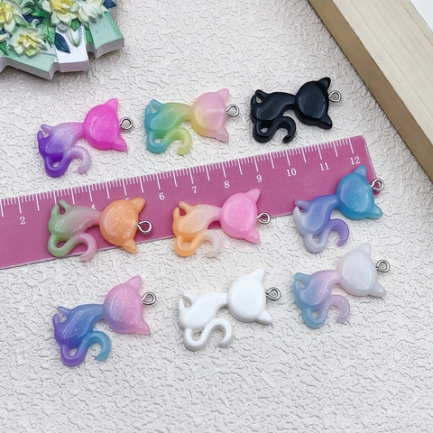 Resin Cat Pendants Gradient Glitter Charms For DIY Jewelry Making Necklaces Bracelets Earrings Keychains Cartoon Accessories