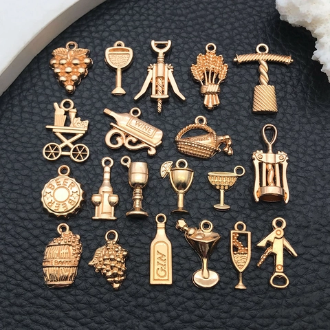 Vintage KC Gold Alloy Wine Theme Charms Wine Bottle Cup Corkscrew Grapes Pendant For DIY Jewelry Making Bracelet Necklace