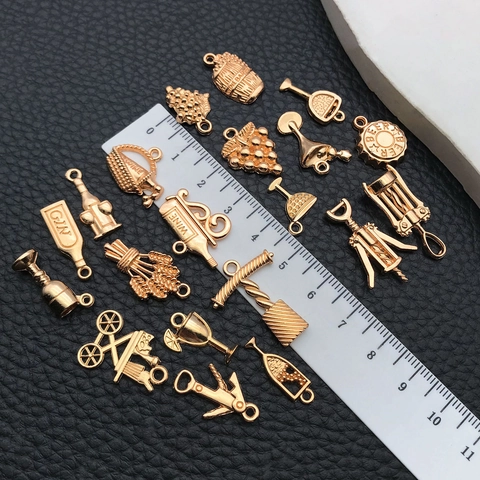 Vintage KC Gold Alloy Wine Theme Charms Wine Bottle Cup Corkscrew Grapes Pendant For DIY Jewelry Making Bracelet Necklace