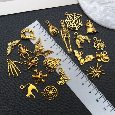 Antique Gold Halloween Charms Zinc Alloy DIY Jewelry Accessories Skeleton Bat Pumpkin Ghost Spider Witch Pendants For Necklace