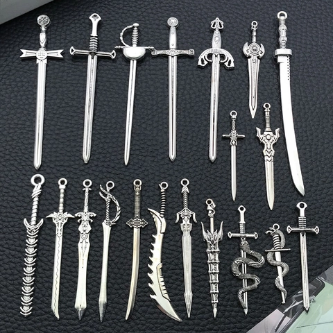 Vintage Antique Silver Zinc Alloy Sword Pendants Gladiator Dagger Charms For DIY Jewelry Making Necklace Bracelet Accessories