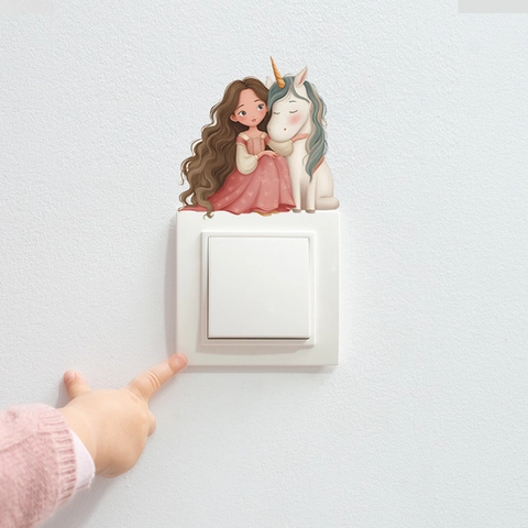 Adesivo per Interruttore Luce Cartone Animato Bambina che Abbraccia Unicorno Decalcomania Murale in PVC per Cameretta