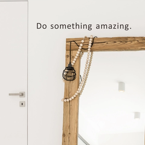 Inspirerende Do Something Amazing Quote Muursticker PVC Verwijderbaar Mat Zwart Sticker Voor Woonkamer Slaapkamer Huis Decoratie