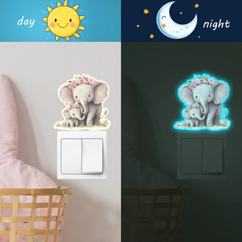 Leuchtend Cartoon Elefant Mutter Und Kind Wandtattoo Im Dunkeln Leuchten Schalter Aufkleber PVC Abnehmbar Deko Für Kinderzimmer