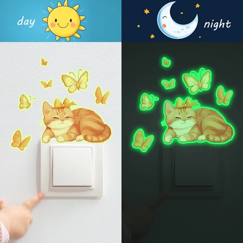 Leuchtende Wandaufkleber Im Dunkeln Leuchtend Schalter Aufkleber Cartoon Schlafende Katze Schmetterling PVC Deko Sticker