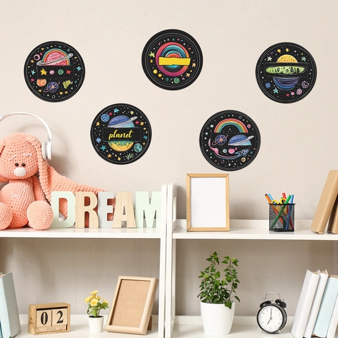 Cartoon Weltraum Planet Thema Runde Wandaufkleber Set PVC Abnehmbare Selbstklebende Dekore Für Kinderzimmer Schlafzimmer Dekoration