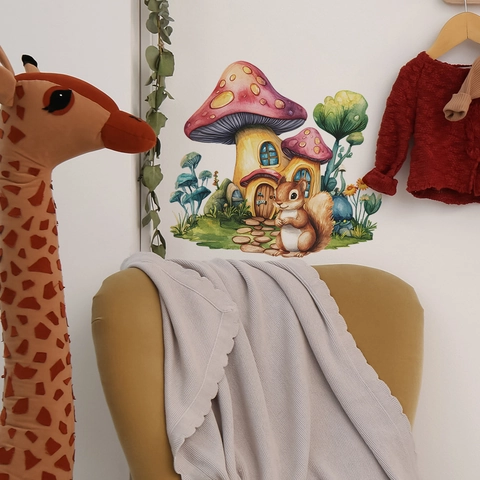 Pegatina de Pared Casa de Champiñones Ardilla Extraíble PVC Dibujos Animados Animales del Bosque para Habitación Infantil