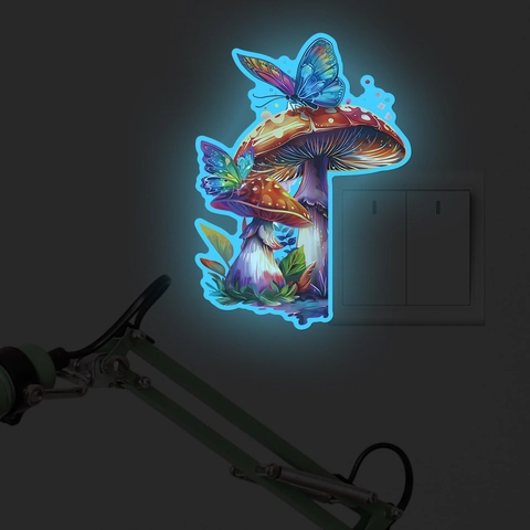 Traumhafte Pilz Schmetterling Nachtleuchtend Schalter Aufkleber Wandtattoo Fantasie Wald PVC Dekorativ Nachtlicht Sticker
