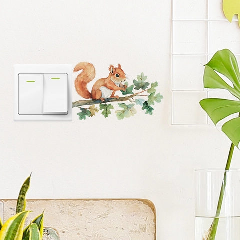 Adesivo da Parete Scoiattolo Acquerello su Ramo d'Albero Decorazione Interruttore Creativa in PVC Removibile DIY Murale