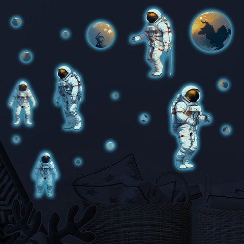 Adesivi Murali Luminosi Astronauta Spazio Pianeta Per Arredamento Cameretta Bambini PVC Fluorescente Avventura Interstellare