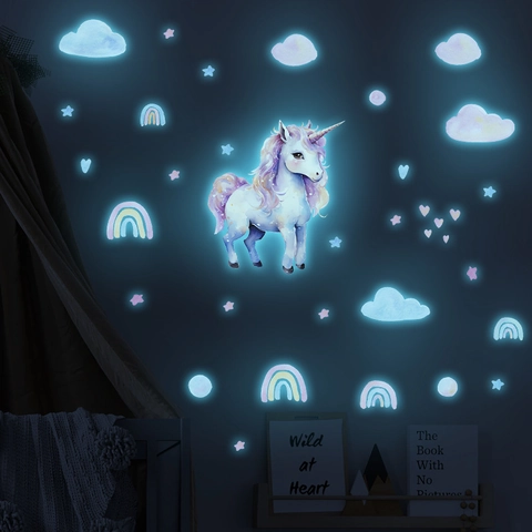 Pegatinas de Pared de Unicornio Arco Iris Brillan En La Oscuridad PVC Estrellas Nubes Corazones Para Habitación Infantil