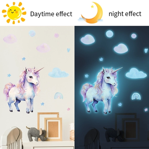 Pegatinas de Pared de Unicornio Arco Iris Brillan En La Oscuridad PVC Estrellas Nubes Corazones Para Habitación Infantil