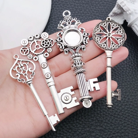 Antique Silver Zinc Alloy Vintage Key Pendants For DIY Jewelry Making Bracelet Necklace Handbag Decoration Craft Supplies