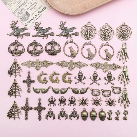 Vintage Alloy Halloween Pendant Set Skull Bat Witch Spider Pumpkin Cross Charms For DIY Necklace Bracelet Jewelry Making Women Gift