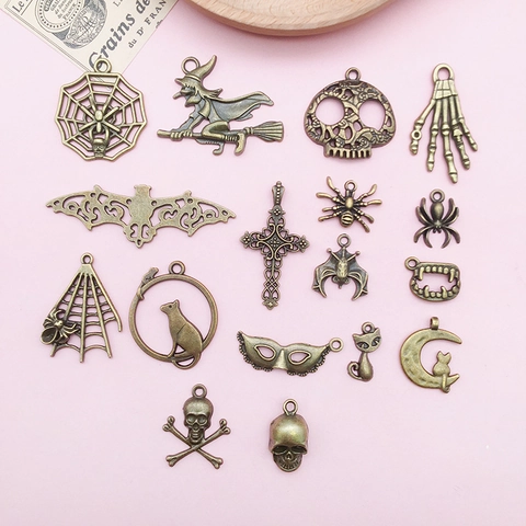Vintage Alloy Halloween Pendant Set Skull Bat Witch Spider Pumpkin Cross Charms For DIY Necklace Bracelet Jewelry Making Women Gift