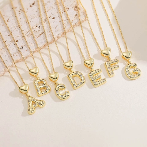 Collana con Pendente a 26 Lettere Alfabeto a Cuore Grosso in Rame con Zirconia Pavé per Donna Gioielli Personalizzati Hip Hop Oro Argento