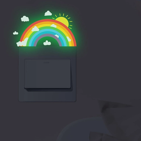 Adesivo per Interruttore Arcobaleno Fluorescente Decalcomanie da Muro Luminose per Camera da Letto Soggiorno Modello Sole Nuvole PVC Decorazione