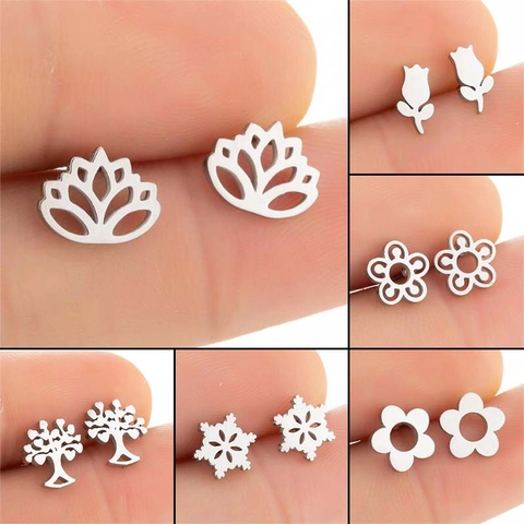 Boucles d'Oreilles Clous en Acier Inoxydable Fleur pour Femmes Ajouré Lotus Tulipe Arbre de Vie Flocon de Neige Bijoux Cadeau