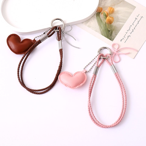 Llavero de Cuero Artificial Trenzado con Corazón y Lazo Adorno para Bolso Correa de Muñeca para Mujer Accesorios