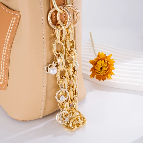 Ciondolo per Borsa in Metallo alla Moda per Donna Pendente a Stella Luna Cuore con Strass Catena con Perla Artificiale Cordino per Telefono Catena a Mano Versatile
