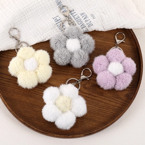Niedlicher Plüsch Blumen Schlüsselanhänger Damen Taschenanhänger Weiche Florale Anhänger Dekorative Accessoires Zinklegierung