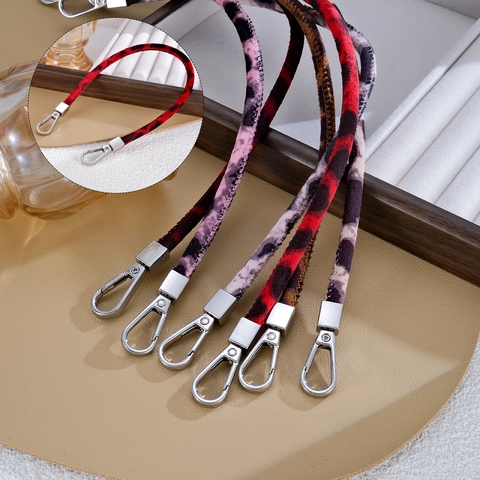 Cordoncino per Telefono in Peluche Leopardato Retrò Fashion Pendente per Borsa con Fibbia in Metallo Accessorio Antiperdita Donna