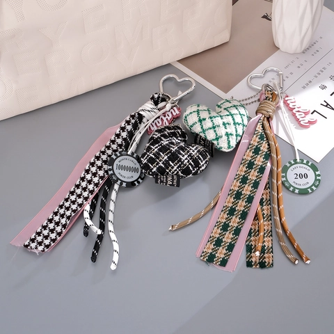 Ciondolo per Borsa a Cuore Vintage Pied de Poule Corda Intrecciata Portachiavi Pendente Fiches da Poker Decorazione Moda Donna