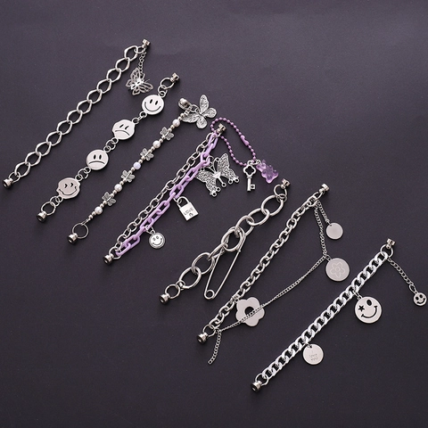 Set di Braccialetti con Ciondoli a Forma di Farfalla e Orso Smiley Lega Y2K Catena in Metallo Punk Accessorio Donna Gioielli