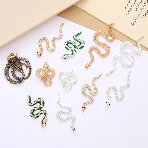 DIY Slang Sieraden Maken Accessoires Zinklegering Metalen Slang Charm Voor Telefoonhoes Decoratie Strass Emaille Slang Hanger