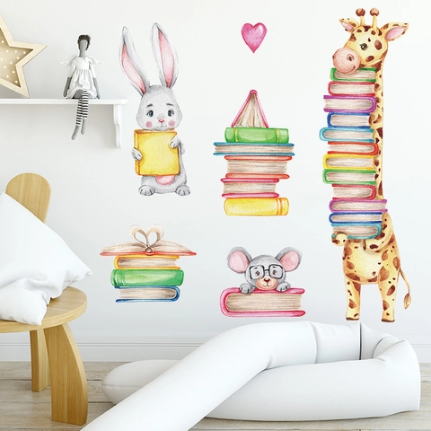 Aquarel Cartoon Giraffe Konijn Muis Boeken PVC Muurstickers Decoratieve Dieren Verwijderbare Muurstickers Voor Kinderkamer Babykamer