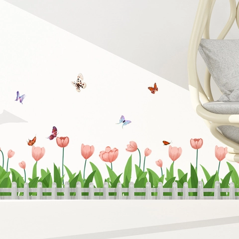 Rosa Tulpe Garten Zaun Wandaufkleber Abnehmbare PVC Schmetterling Floral Wandbild Für Wohnzimmer Schlafzimmer Home Decor