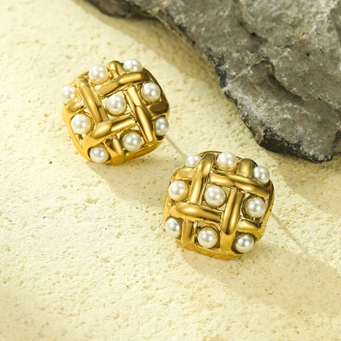Orecchini a Bottone Quadrati Intrecciati con Künstliche Perle in Acciaio Inossidabile Placcato Oro 18K Vintage Francese Gioielli Donna