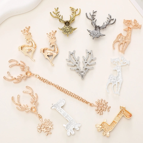 Vintage Alloy Rhinestone Deer Pendants DIY Jewelry Accessories Elegant Elk Giraffe Charms For Phone Case Decoration Fashion Handcrafted Materials