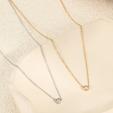 Minimalist Stainless Steel Bezel Pendant Necklace For Women Elegant Gold Silver Plated Single Rhinestone Solitaire Chain Jewelry Gift