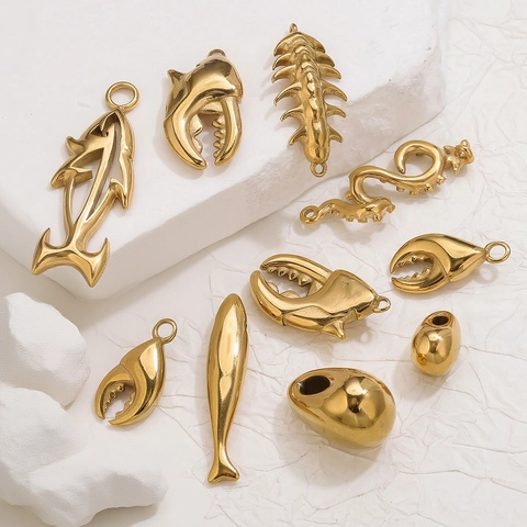 Stainless Steel Ocean Animal Pendants Octopus Shark Crab Claw Fish Bone Charms For DIY Jewelry Making Necklace Bracelet Accessory