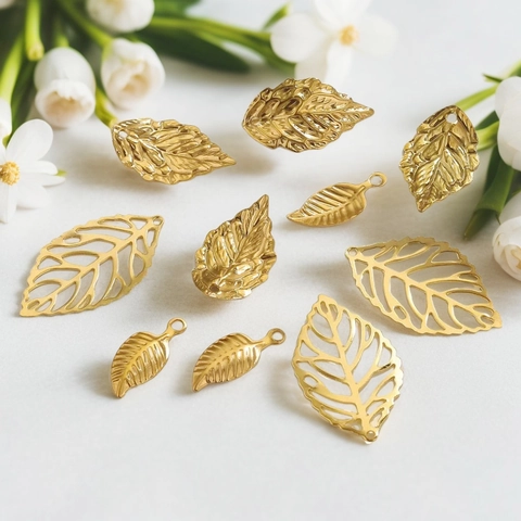 Ciondoli a Foglia in Acciaio Inossidabile Oro Argento Ciondoli Foglie d'Albero Cavi per Gioielli Fai da Te Collana Bracciale Accessori