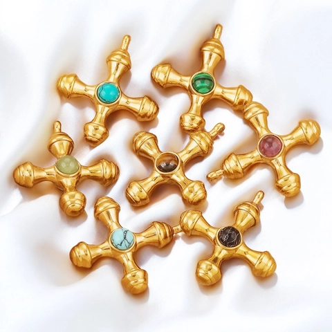 Ciondolo a Croce in Acciaio al Titanio Placcato Oro Vintage per Creazione di Gioielli DIY Pietra Occhio di Tigre Naturale Fascino Religioso Accessorio per Collana Donna